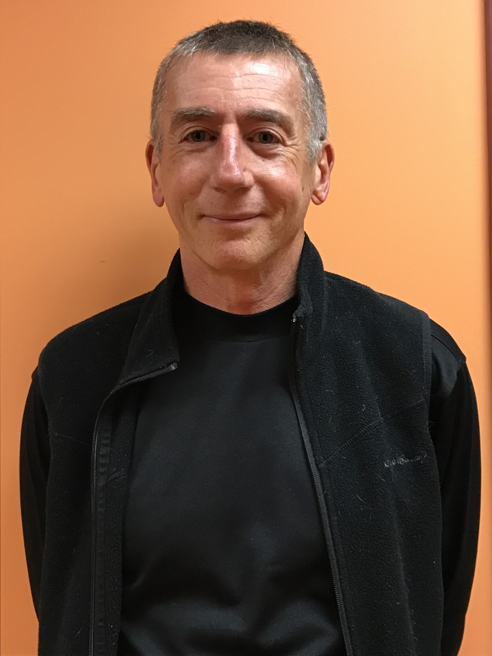 Robert Headshot
