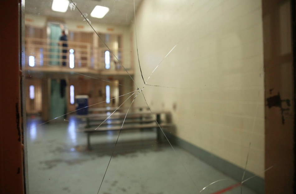 mobile-county-metro-jail-window